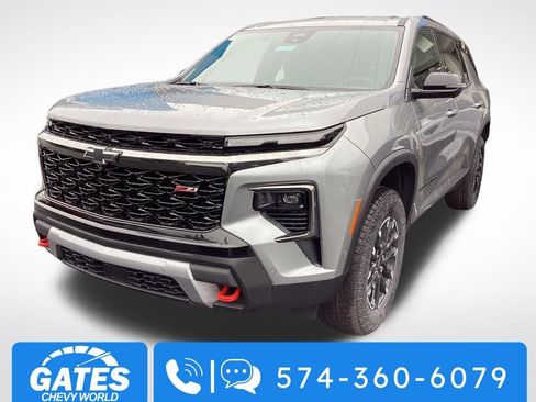 New 2026 Chevrolet Traverse Z71 w/ Enhanced Driving Package image 2