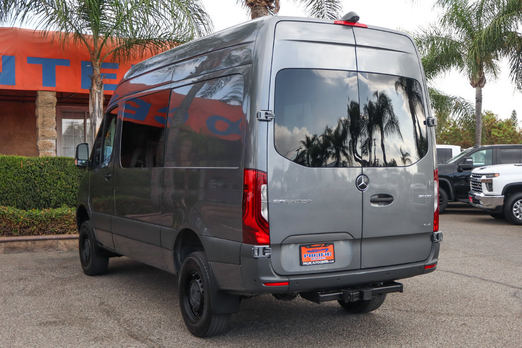 Used 2021 Mercedes-Benz Sprinter 2500 image 6