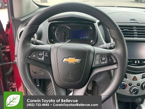 Used 2015 Chevrolet Trax LT FWD image 22