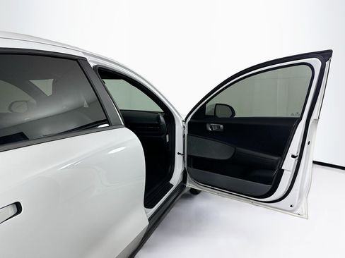 Used 2024 Hyundai Ioniq 6 SEL AWD/4WD image 33