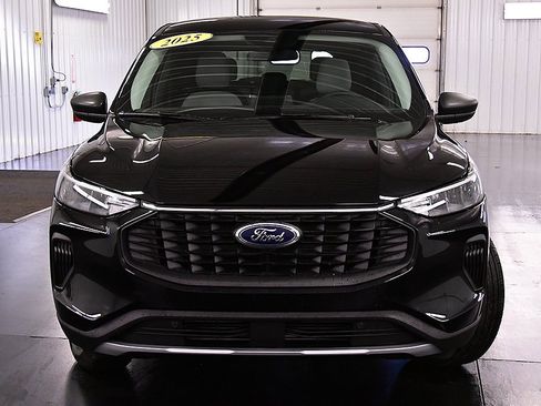 New 2025 Ford Escape Active w/ Cold Weather Package image 2
