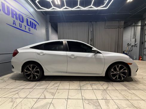 Used 2020 Honda Civic Sport image 5