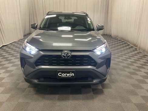 Used 2025 Toyota RAV4 XLE AWD/4WD image 7