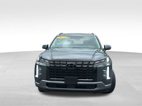 Used 2024 Hyundai Palisade Limited image 2