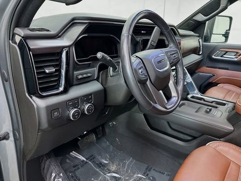 Used 2024 GMC Sierra 2500 Denali Ultimate w/ Max Trailering Package image 10