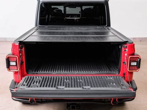 Used 2021 Jeep Gladiator Sport AWD/4WD image 39