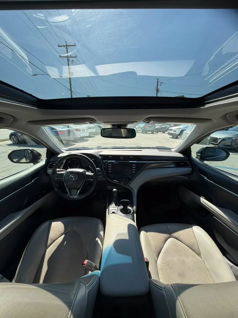 Used 2020 Toyota Camry XSE FWD image 12