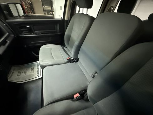Used 2016 RAM 1500 ST w/ SXT Appearance Group image 19