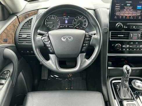 Used 2023 INFINITI QX80 Premium Select w/ Cargo Package image 18