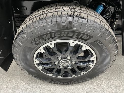 Used 2024 Toyota Tundra SR5 AWD/4WD image 17