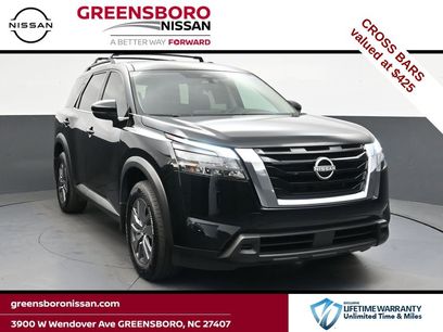 Used 2025 Nissan Pathfinder SV