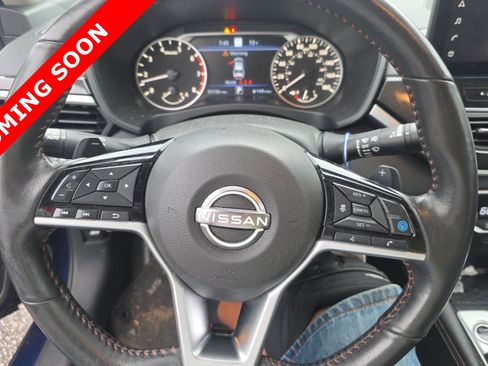 Used 2023 Nissan Altima 2.0 SR FWD image 5
