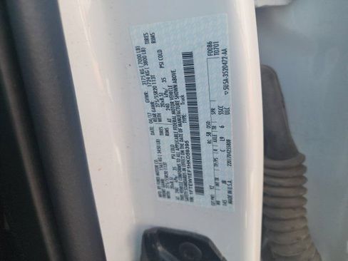 Used 2017 Ford F150 XLT w/ Equipment Group 302A Luxury AWD/4WD image 12