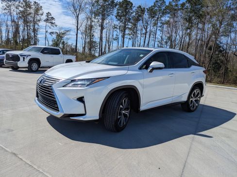 Used 2019 Lexus RX 350 FWD w/ Navigation Package image 3