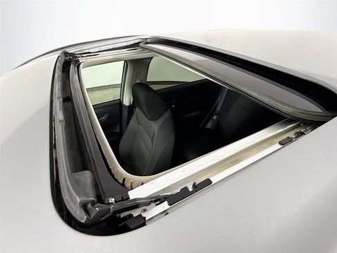 Used 2023 Honda CR-V EX image 22