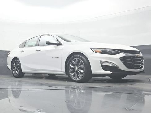 Used 2020 Chevrolet Malibu LT FWD image 27