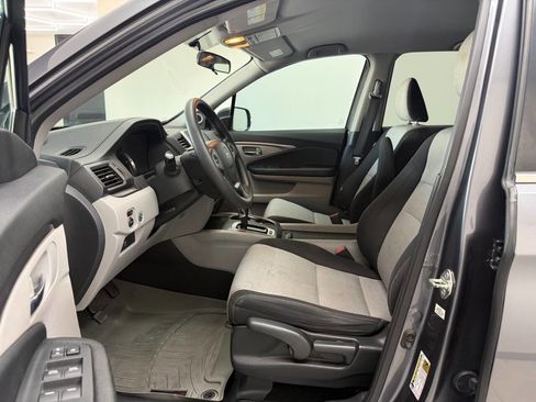 Used 2017 Honda Ridgeline RTS image 13