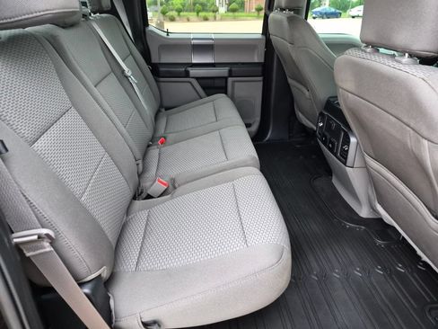 Used 2019 Ford F150 XLT w/ Equipment Group 302A Luxury AWD/4WD image 41