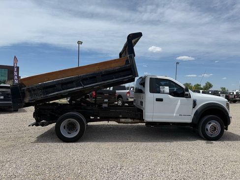 Used 2018 Ford F550 4x4 Regular Cab Super Duty image 11