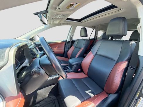 Used 2015 Toyota RAV4 Limited AWD/4WD image 11