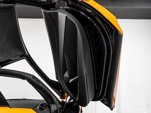 Used 2026 McLaren 750S RWD image 34