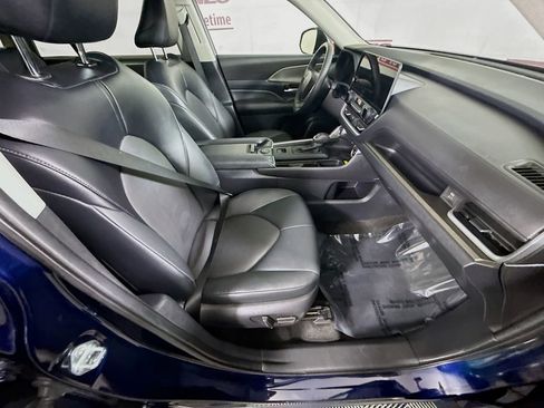 Certified 2024 Toyota Grand Highlander AWD image 31
