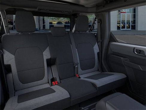 New 2025 Ford Bronco 4-Door image 11