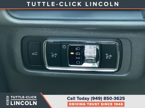 Used 2023 Lincoln Corsair Reserve w/ Equipment Group 201A AWD/4WD image 34