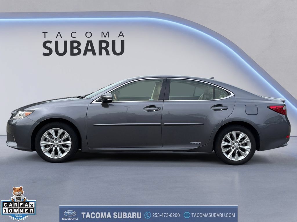 Used 2013 Lexus ES 300h w/ Luxury Pkg FWD image 2