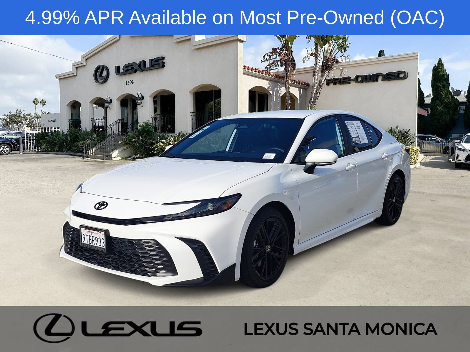 Used 2025 Toyota Camry SE w/ Convenience Package FWD image 1