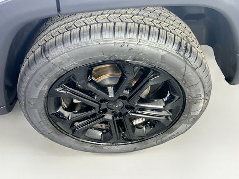 Used 2022 Jeep Compass Limited AWD/4WD image 29