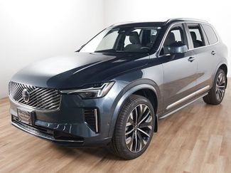 Used 2025 Volvo XC90 B6 Plus w/ Protection Package Premier AWD/4WD video 1