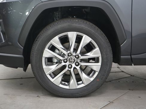 Used 2025 Toyota RAV4 Limited w/ Weather Package AWD/4WD image 29