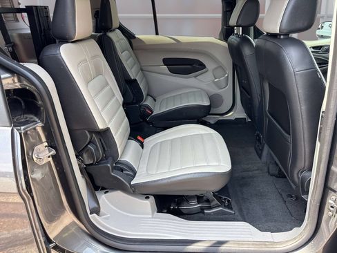 Used 2019 Ford Transit Connect XLT w/ Trailer Tow Package FWD image 15