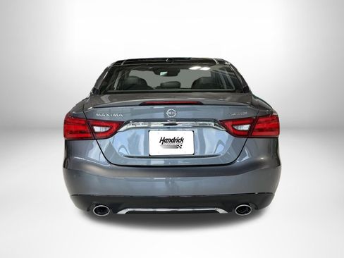 Used 2017 Nissan Maxima Platinum w/ Medallion Package FWD image 4