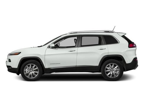 Used 2016 Jeep Cherokee Limited w/ Luxury Group AWD/4WD image 6