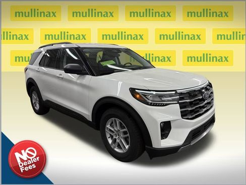 New 2026 Ford Explorer Active w/ Active Comfort Package image 1