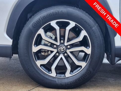 Used 2024 Toyota Corolla Cross AWD Hybrid image 10