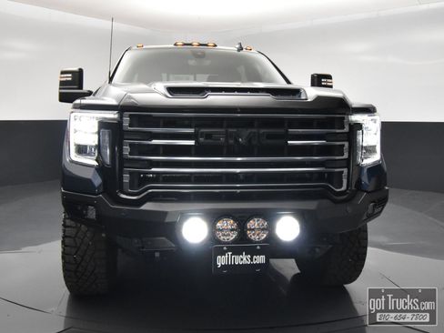 Used 2022 GMC Sierra 2500 AT4 w/ AT4 Premium Plus Package AWD/4WD image 49