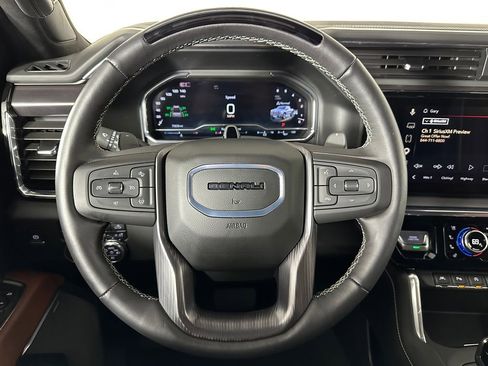 Used 2025 GMC Sierra 1500 Denali Ultimate AWD/4WD image 13