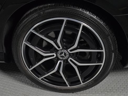 Used 2022 Mercedes-Benz E 350 Sedan image 10
