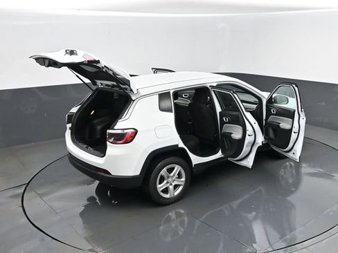 Used 2023 Jeep Compass Sport AWD/4WD image 26
