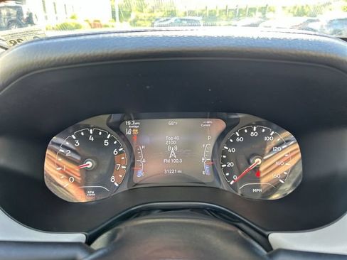 Used 2022 Jeep Compass Limited AWD/4WD image 19