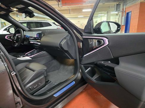 Used 2026 BMW X3 xDrive30i w/ Premium Package AWD/4WD image 13