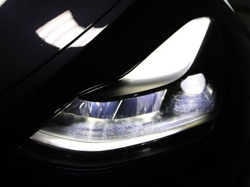 Used 2024 Tesla Model Y Long Range image 46