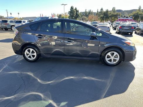 Used 2013 Toyota Prius Three image 5