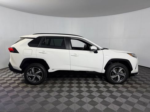 Used 2025 Toyota RAV4 SE AWD/4WD image 7