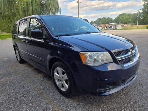 Used 2013 Dodge Grand Caravan SE FWD image 13