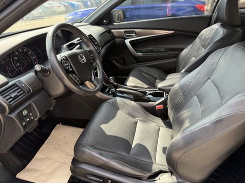 Used 2016 Honda Accord Touring image 9