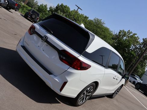 New 2026 Honda Odyssey EX-L image 7